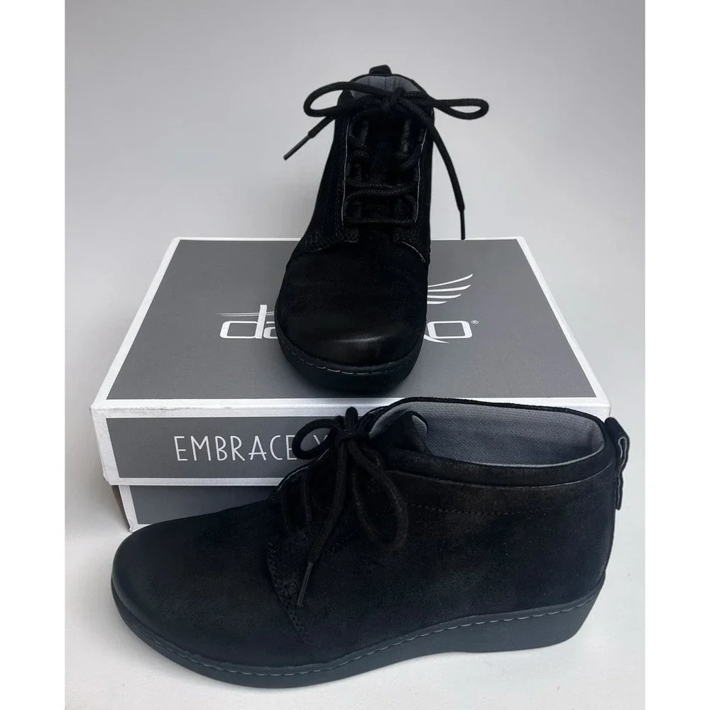 Dansko Ellen Black Leather Burnished Suede Lace-Up Booties Size 37 US 6.5-7